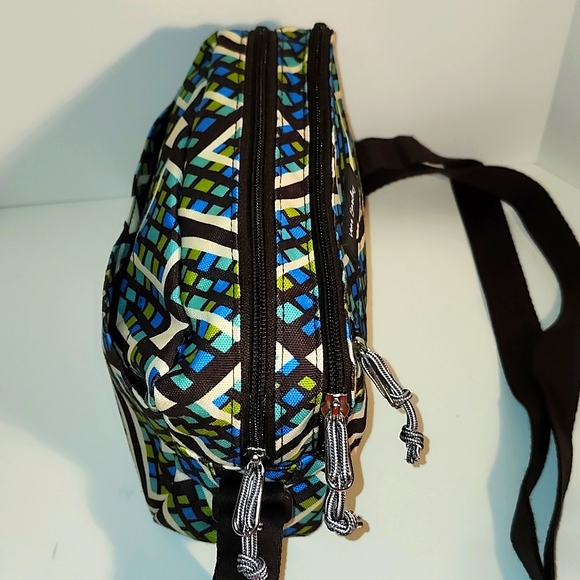 EUC Lighten Up on Horizon Crossbody, Vera Bradley - Picture 4 of 10